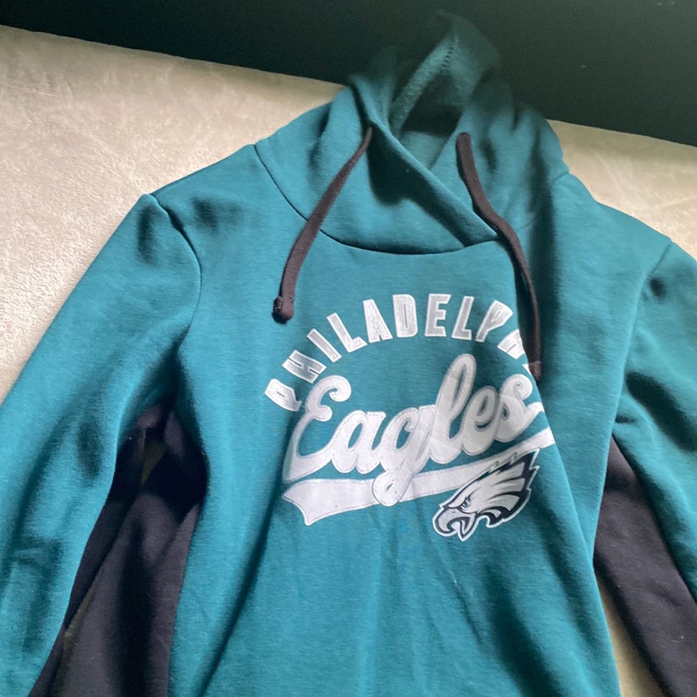 eagles sweatshirt
